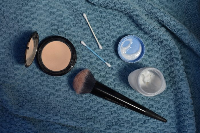 make up moisturizer q-tip q tp uses life hacks