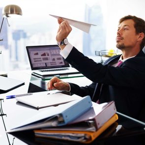 signs_wrong_career_how_find_work_love_bored
