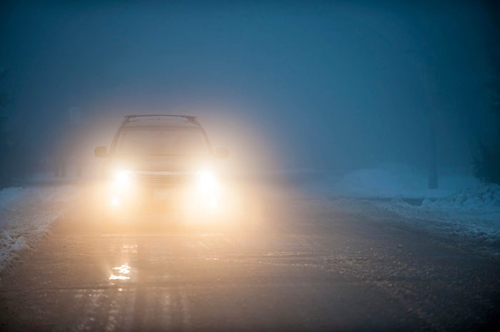 08_foggy_Routine_car_maintenace_