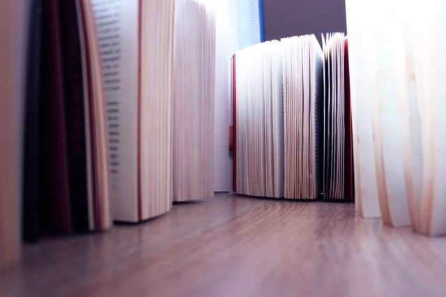 06-read-Boring-Habits-of-boring-people_642134473-jullien_fall