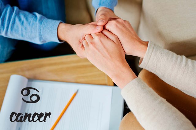 cancer-hands