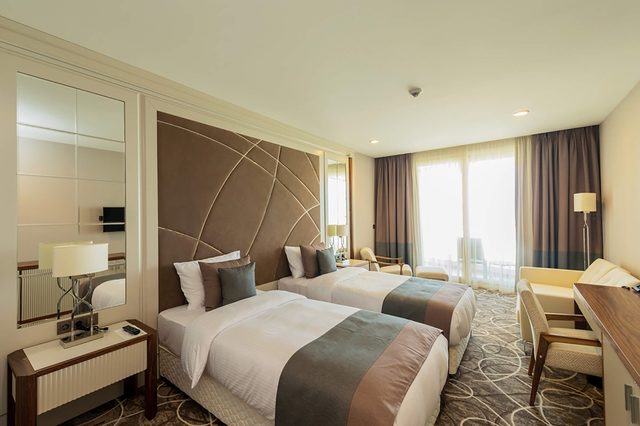 Hotel-room