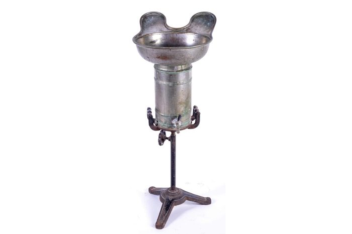 Can-You-Guess-What-These-Antique-Objects-Were-Used-For