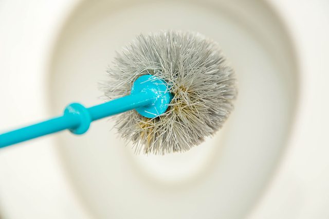 Cleaning-toilet