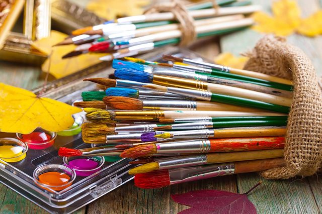 Paint-brushes