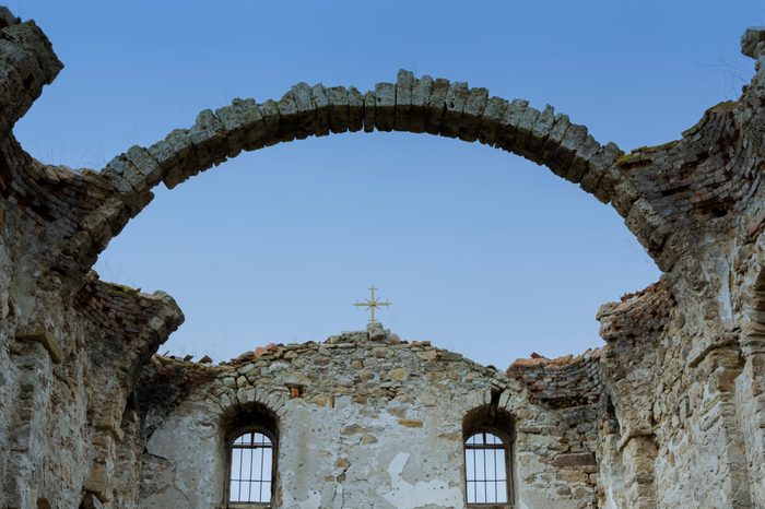 Zhrebchevo Dam_abandoned churches