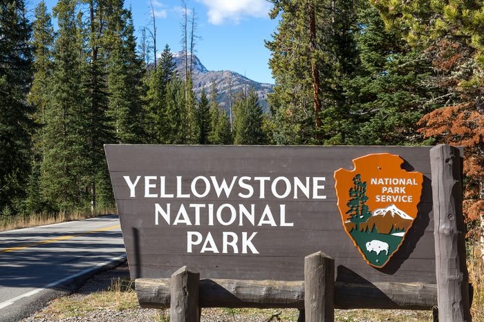 Yellowstone national park sign