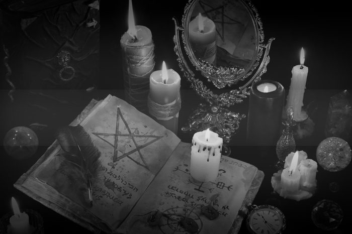 10 True Ghost Stories from the Most Haunted Places in the World