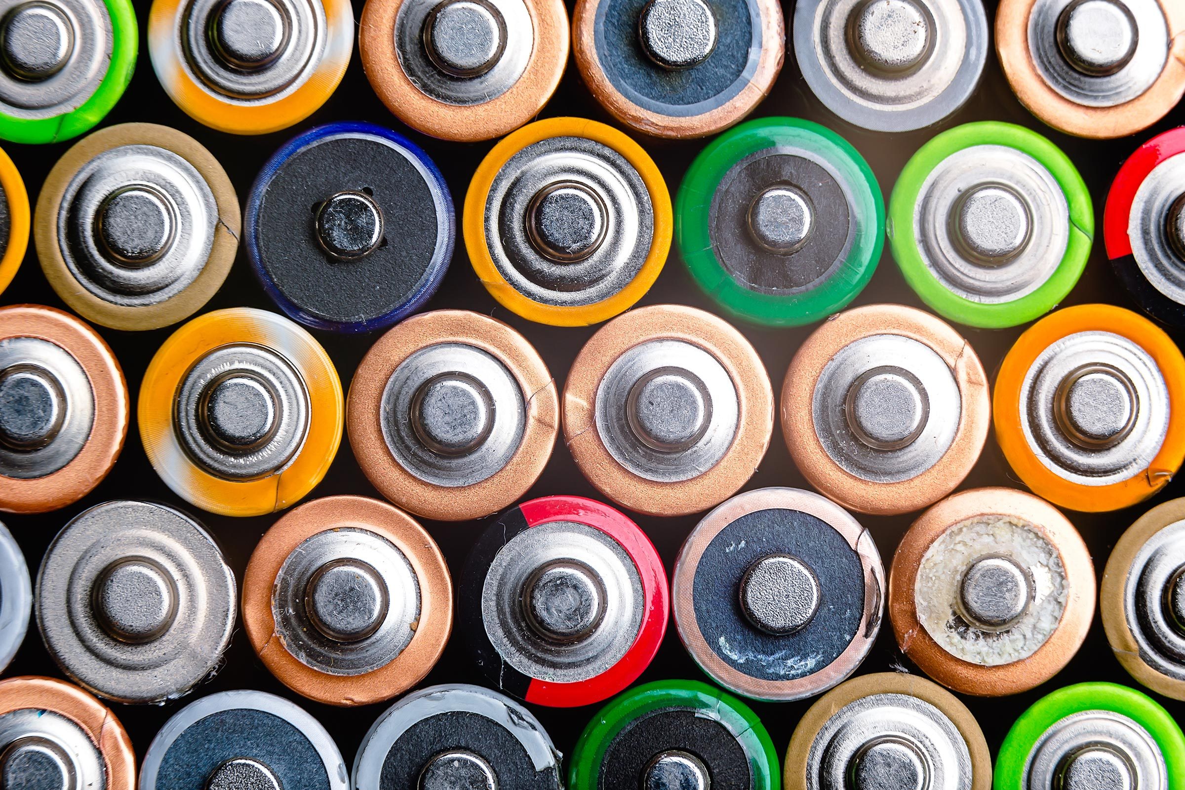 Why You Probably Shouldn’t Buy Batteries from the Dollar Store