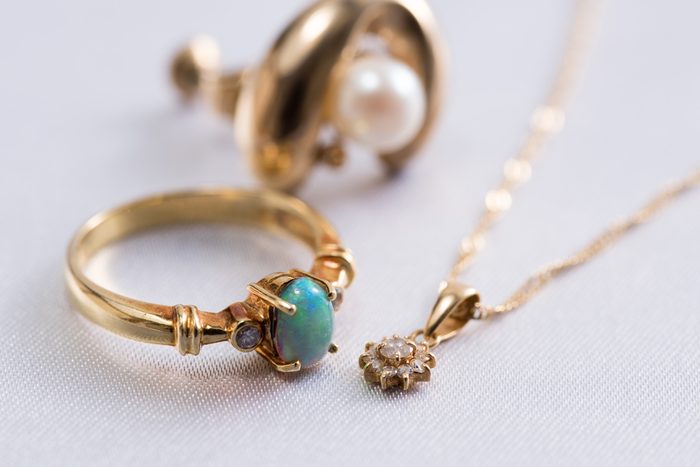 antique jewelry
