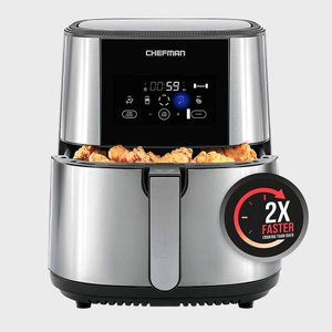 Air fryer cooks chicken pieces. Digital display shows timer and settings. Text states 