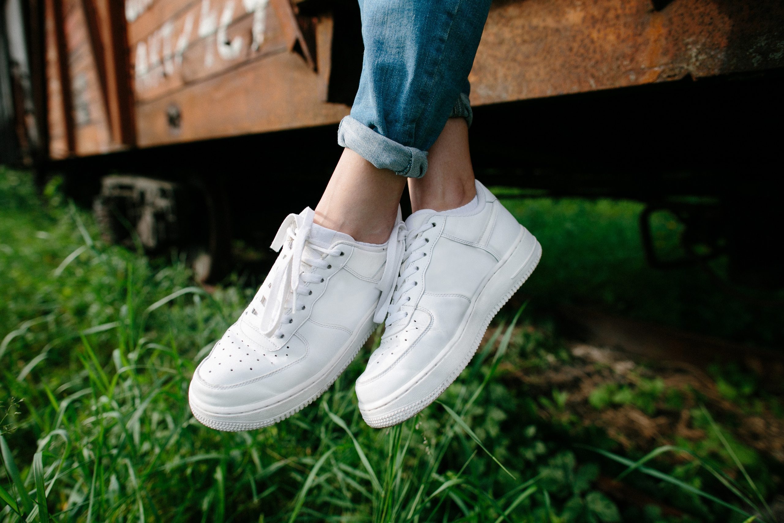 The Best Ways to Clean White Sneakers