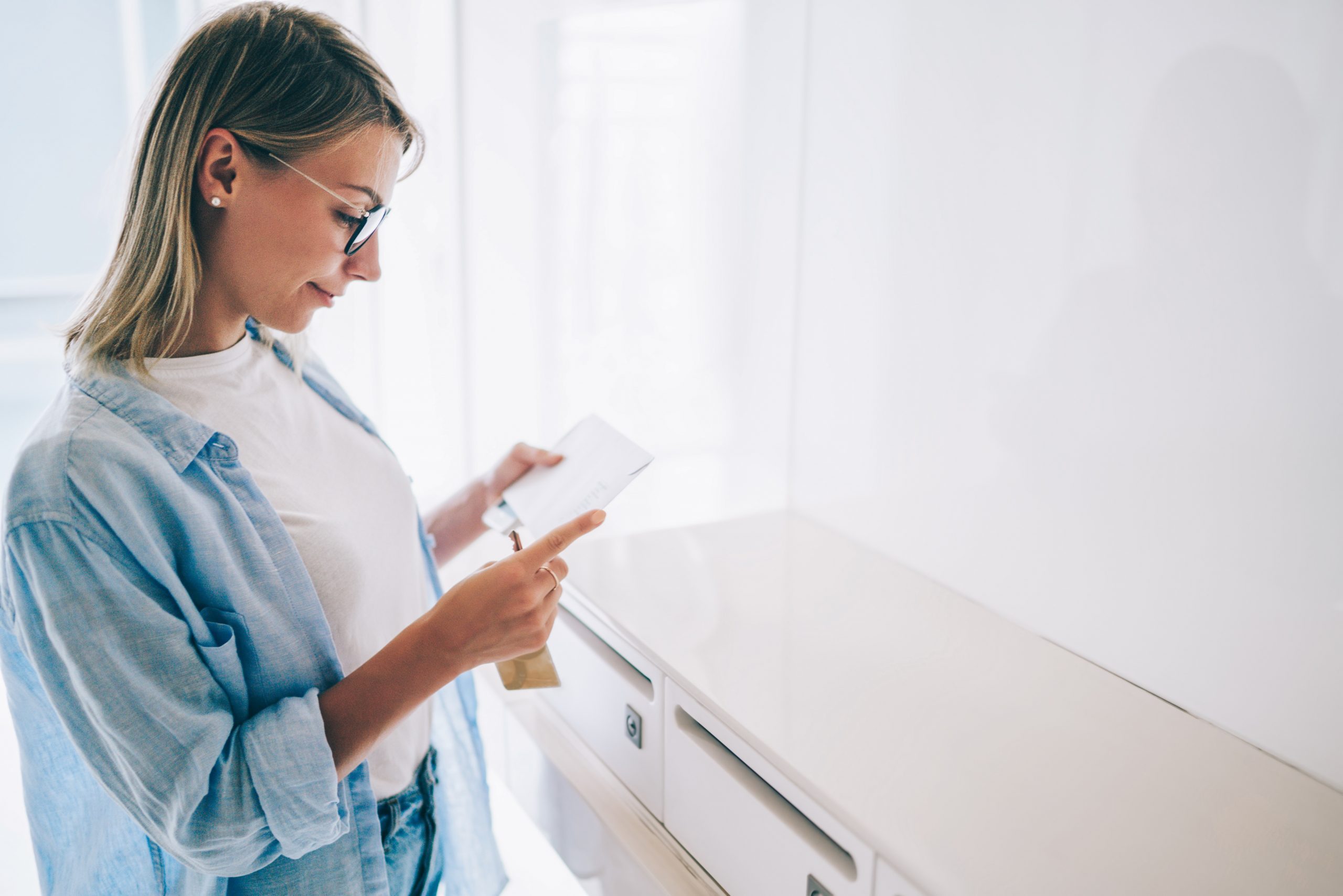 13 Tricks to Cut Down on Summer Utility Bills