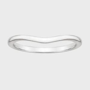 Silver wavy band sits centered, resting on a plain light gray background.