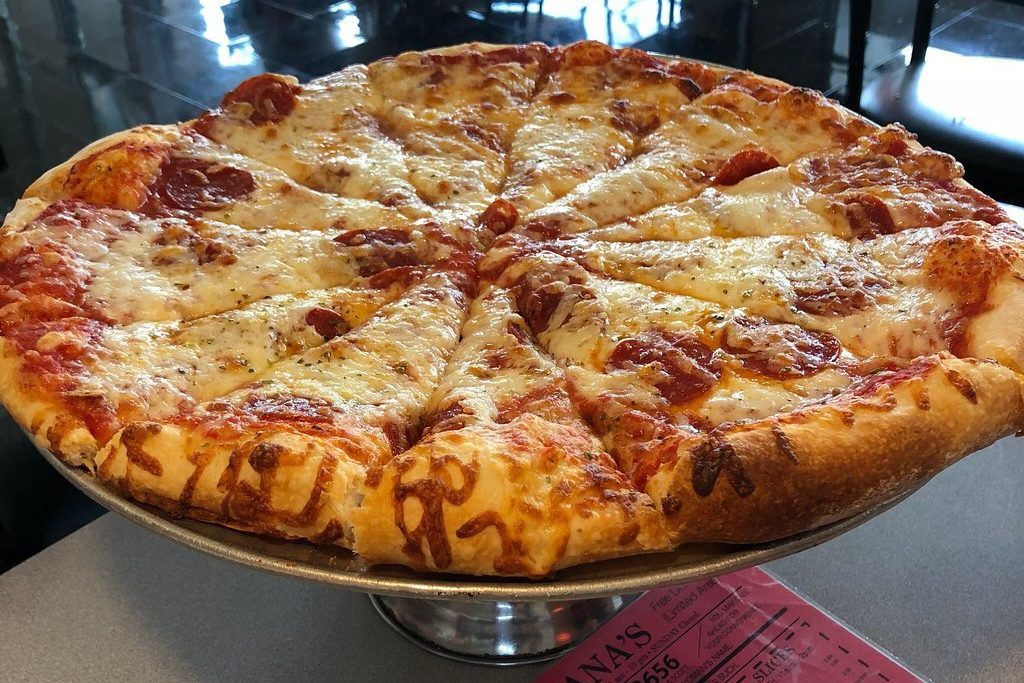 Irianas Pizza