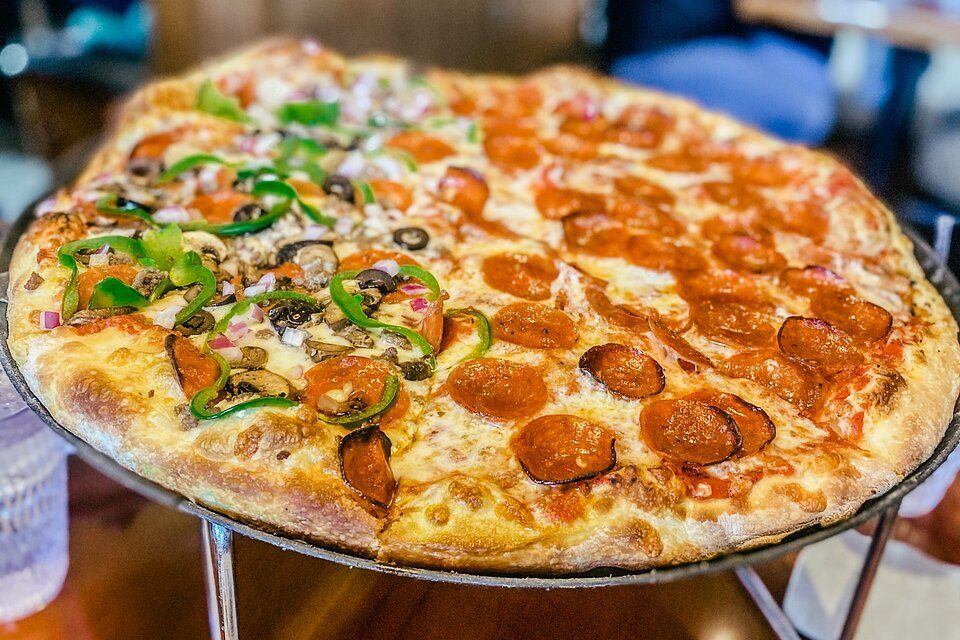 Mooses Tooth Pub Pizza