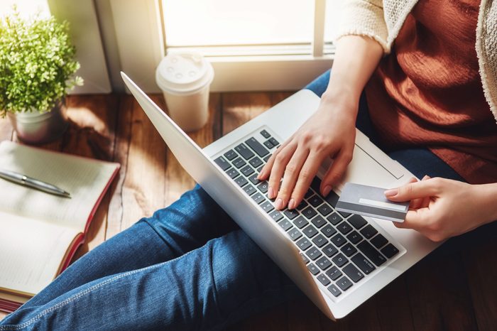 online shopping holiday savings