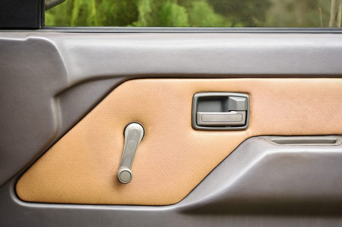 wind up window
