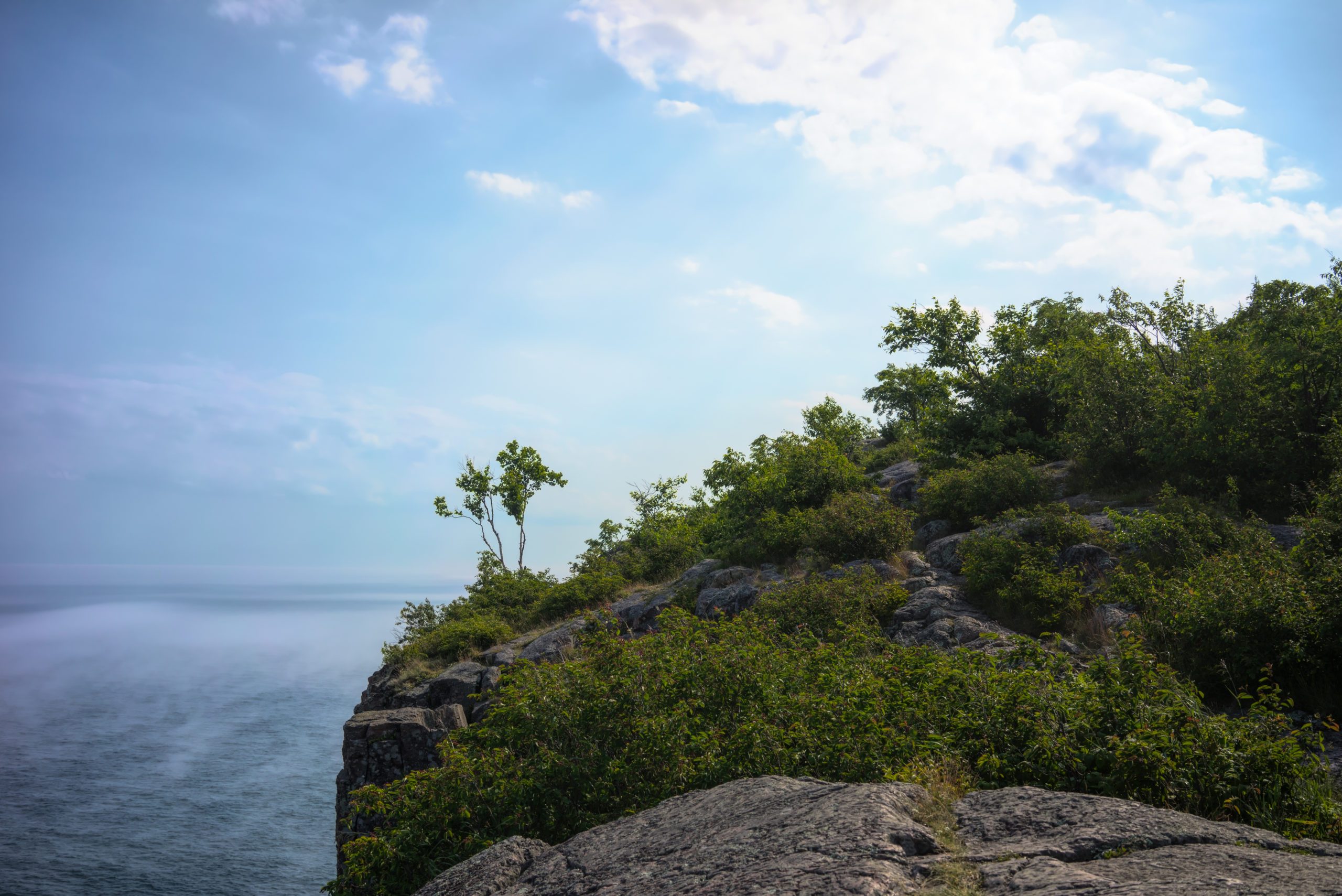 Scenic view of the Lake Superior shoreline and cliff