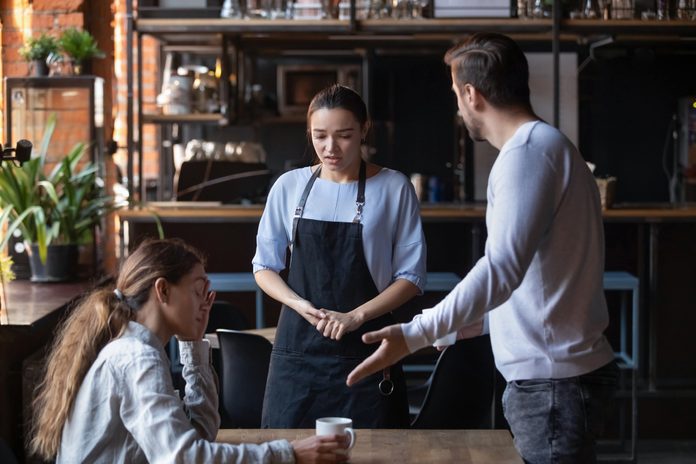 Furious client couple get mad about cafe bad service