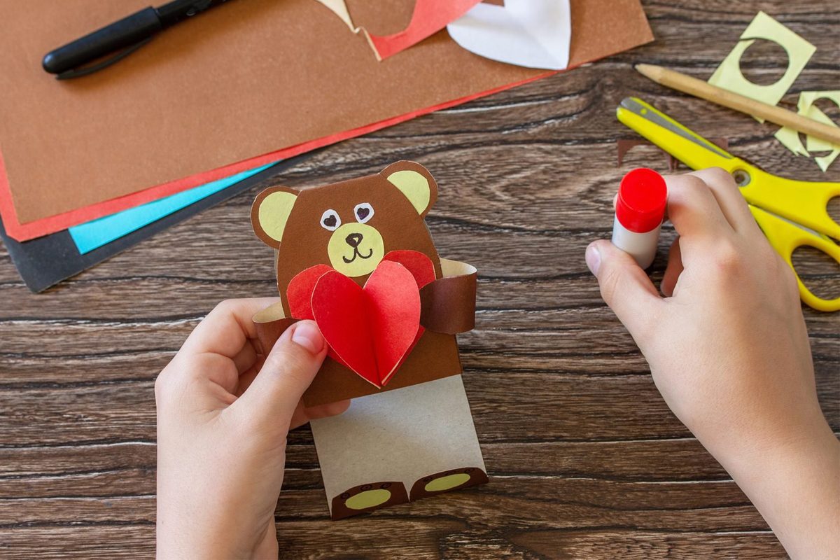 paper-teddy-Gettyimages 1292121741