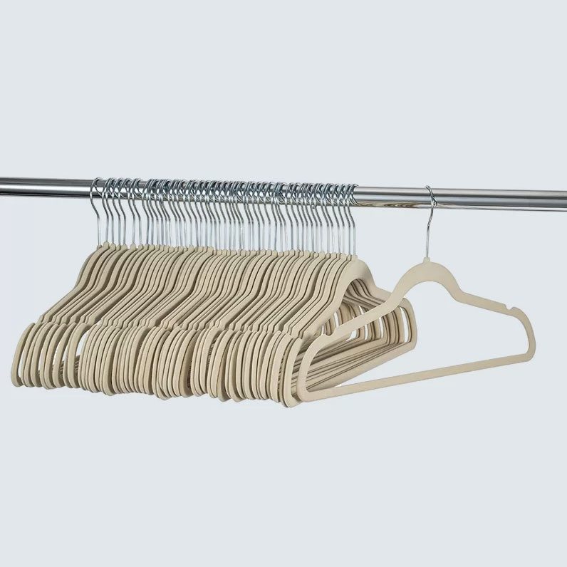 Rebrilliant Dallin Velvet Non Slip Standard Hanger Set