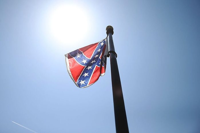 Calls For Removal Of Confederate Flag Outside SC Statehouse Grow In Wake Of Race-Fueled Charleston Church Shooting