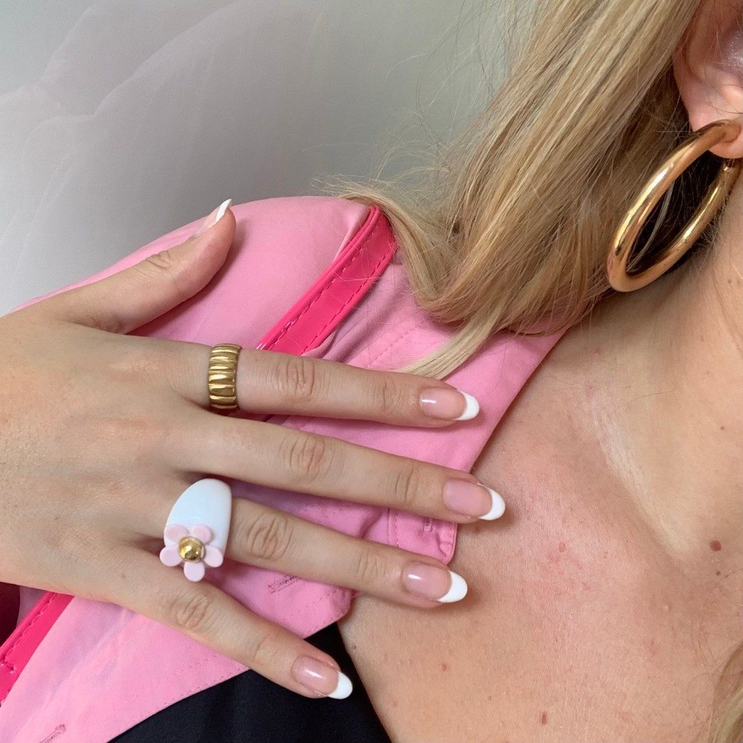 Classic French Manicure Via Leminimacaron