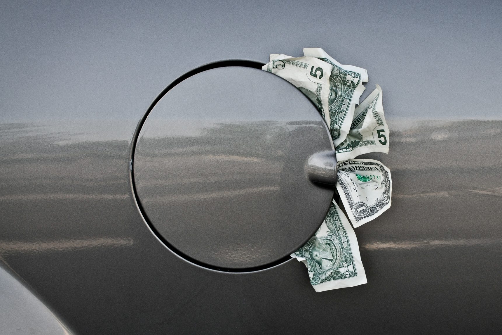 How to Save Money on Gas—18 Easy Ways to Save