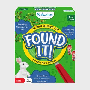 Box cover shows a scavenger hunt game titled 