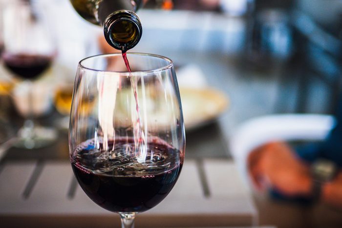 Serving red wine