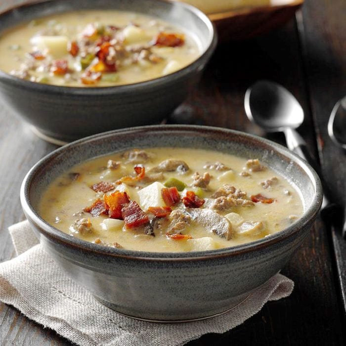 Cheeseburger Paradise Soup Exps Frbz19 35766 B04 11 1b 3 Edit
