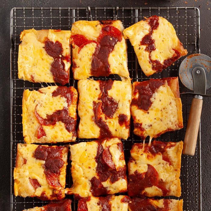 Detroit Style Pizza