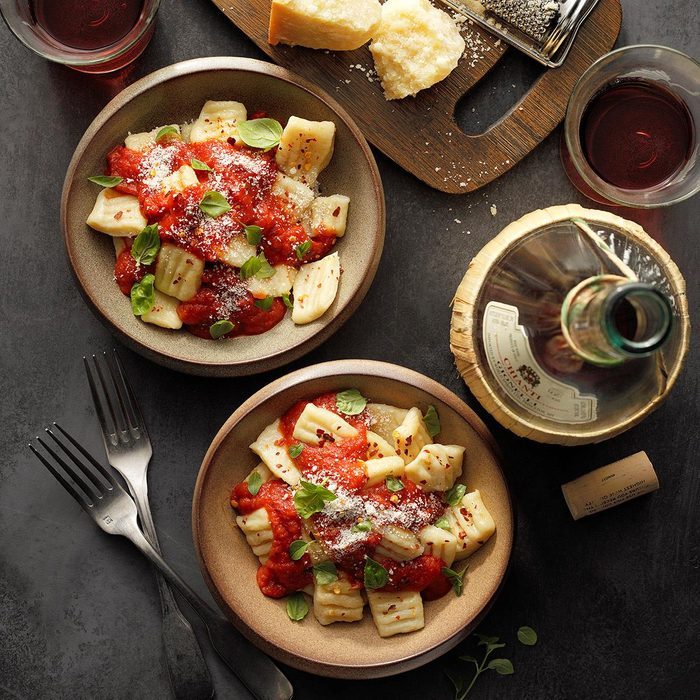 Homemade Potato Gnocchi Exps Diydap21 33345 B05 13 1b 13