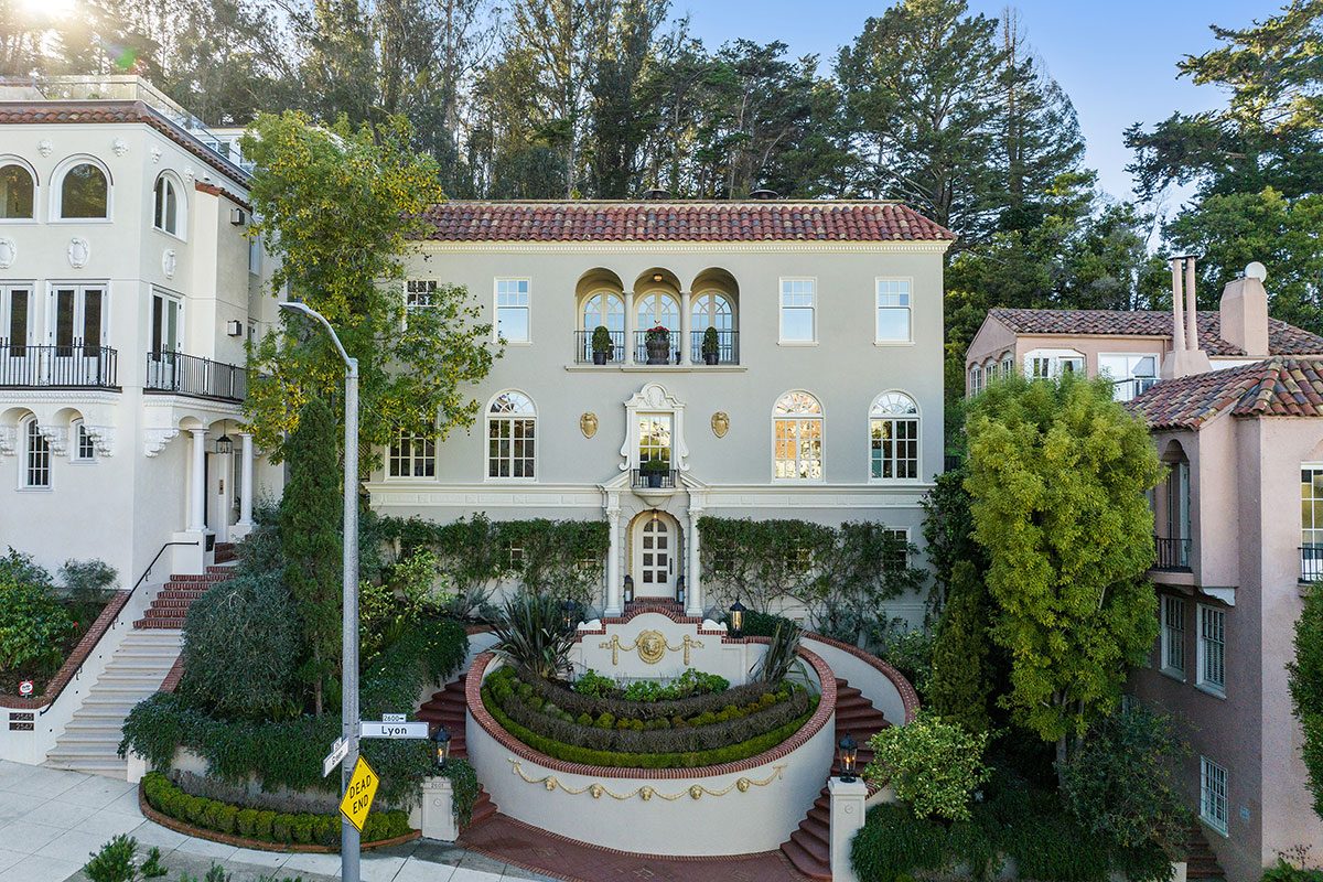 The House from Disney’s ‘The Princess Diaries’ Is for SaleāAnd It’s Stunning