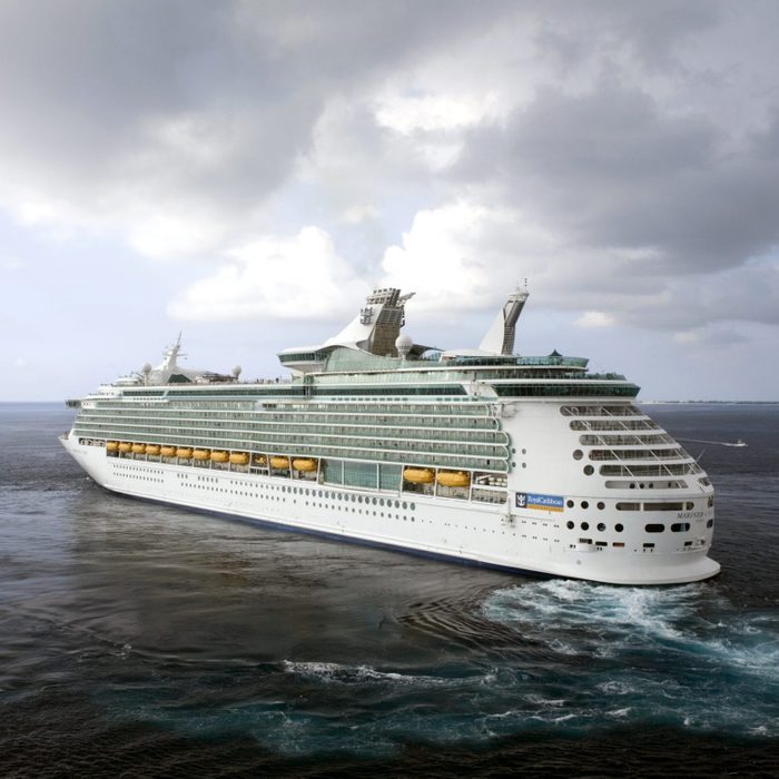 Cruise ship