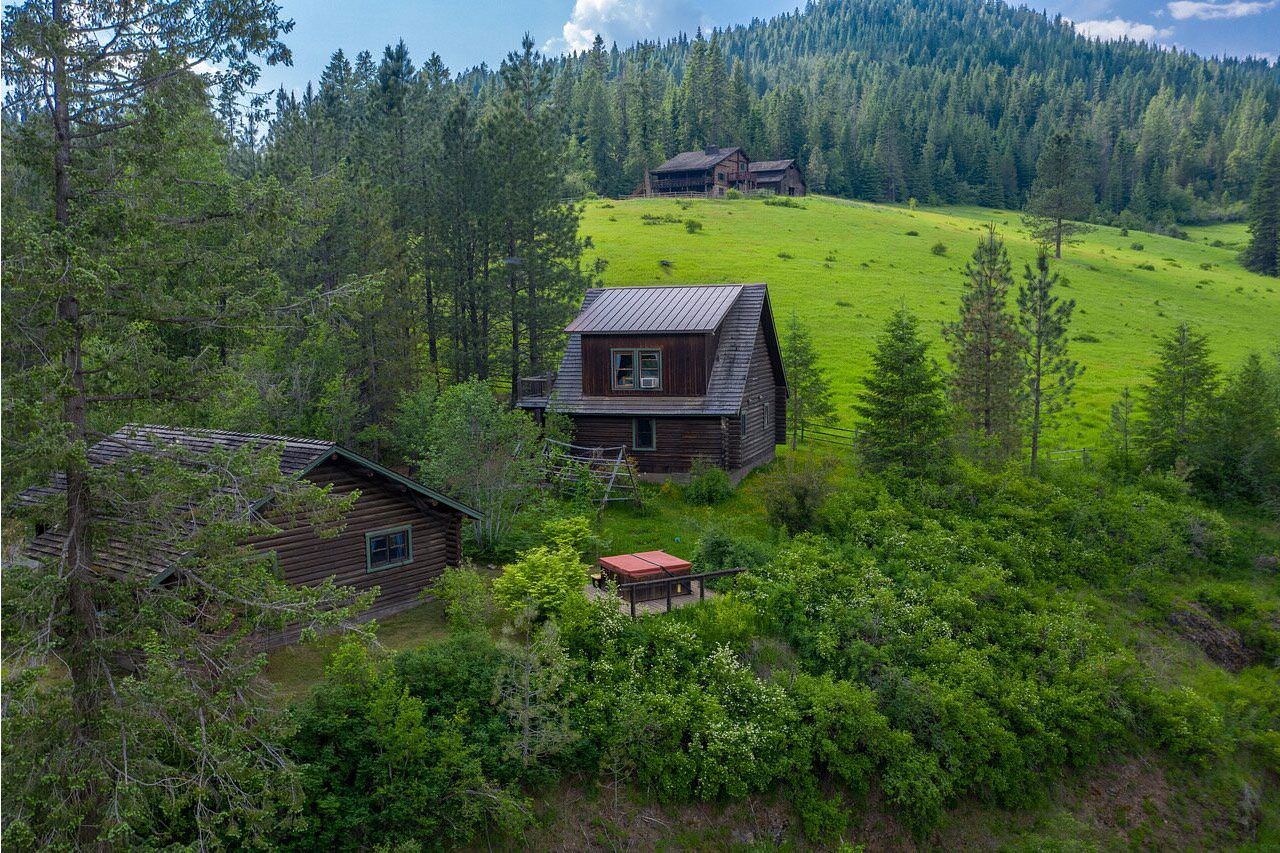 Red Horse Mountain Ranch