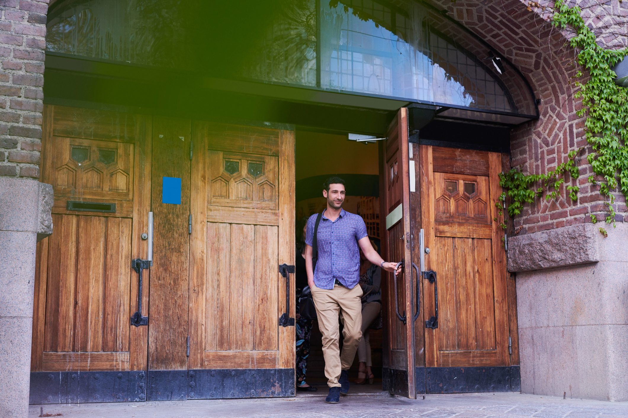 What Is an “Irish Exit”—and Is It Considered Rude?