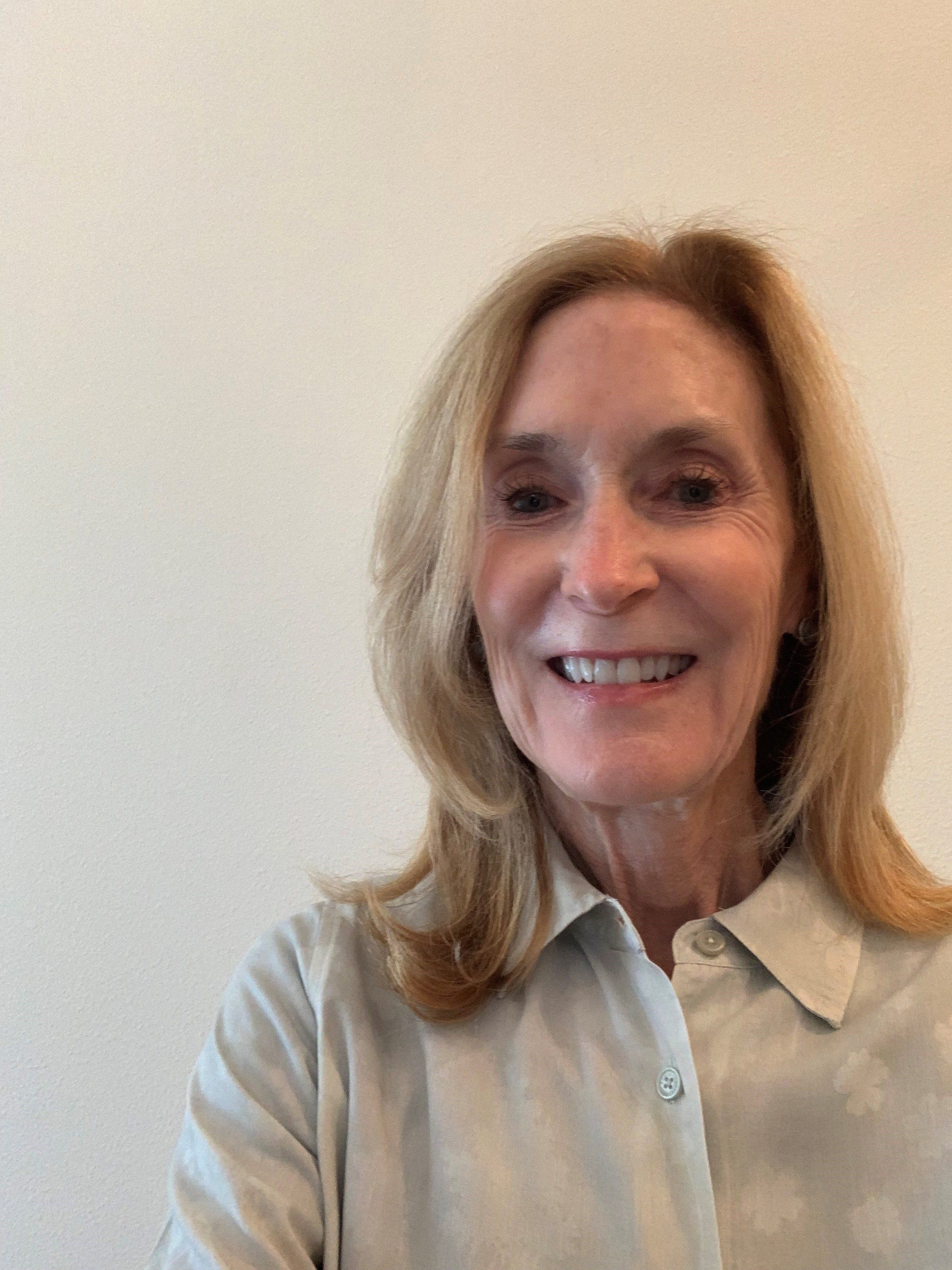 Julie Viator