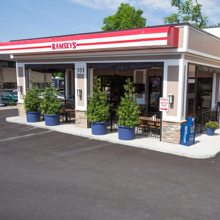 Restaurant entrance displays 