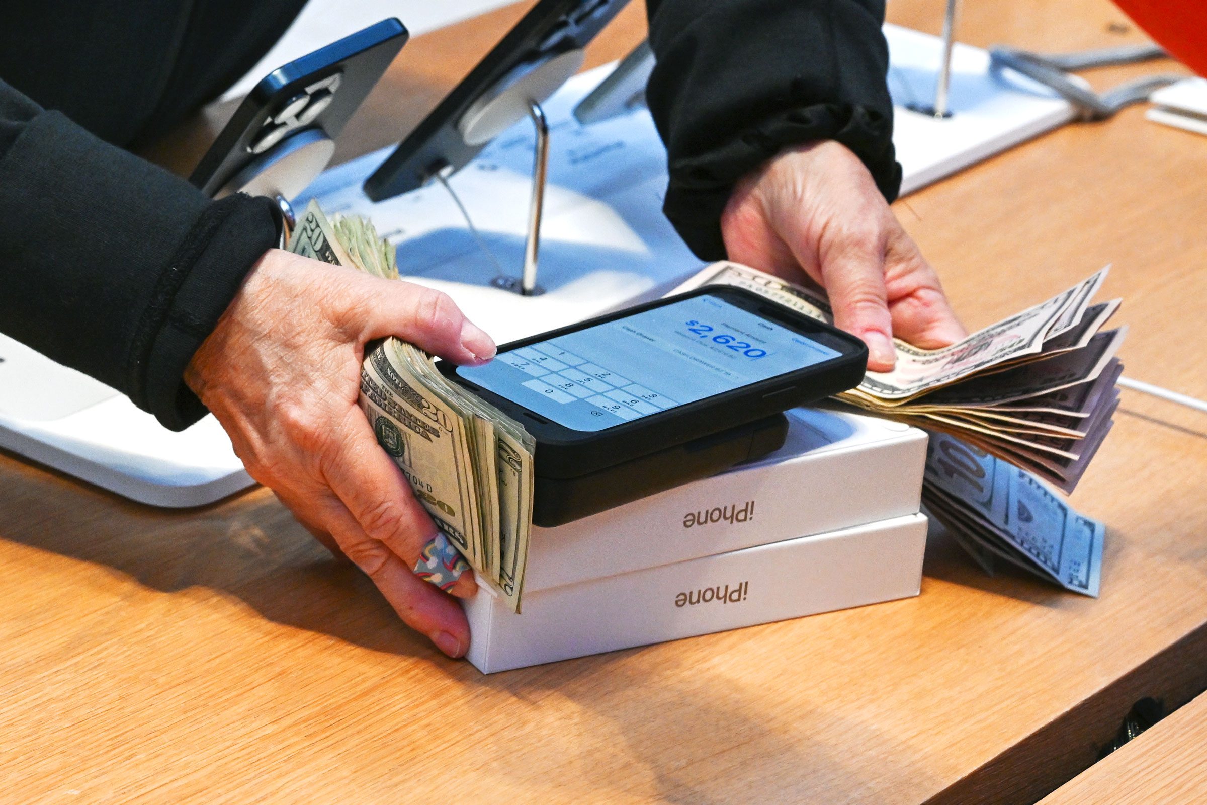 Here’s Best Time to Buy an iPad and Other Apple Products