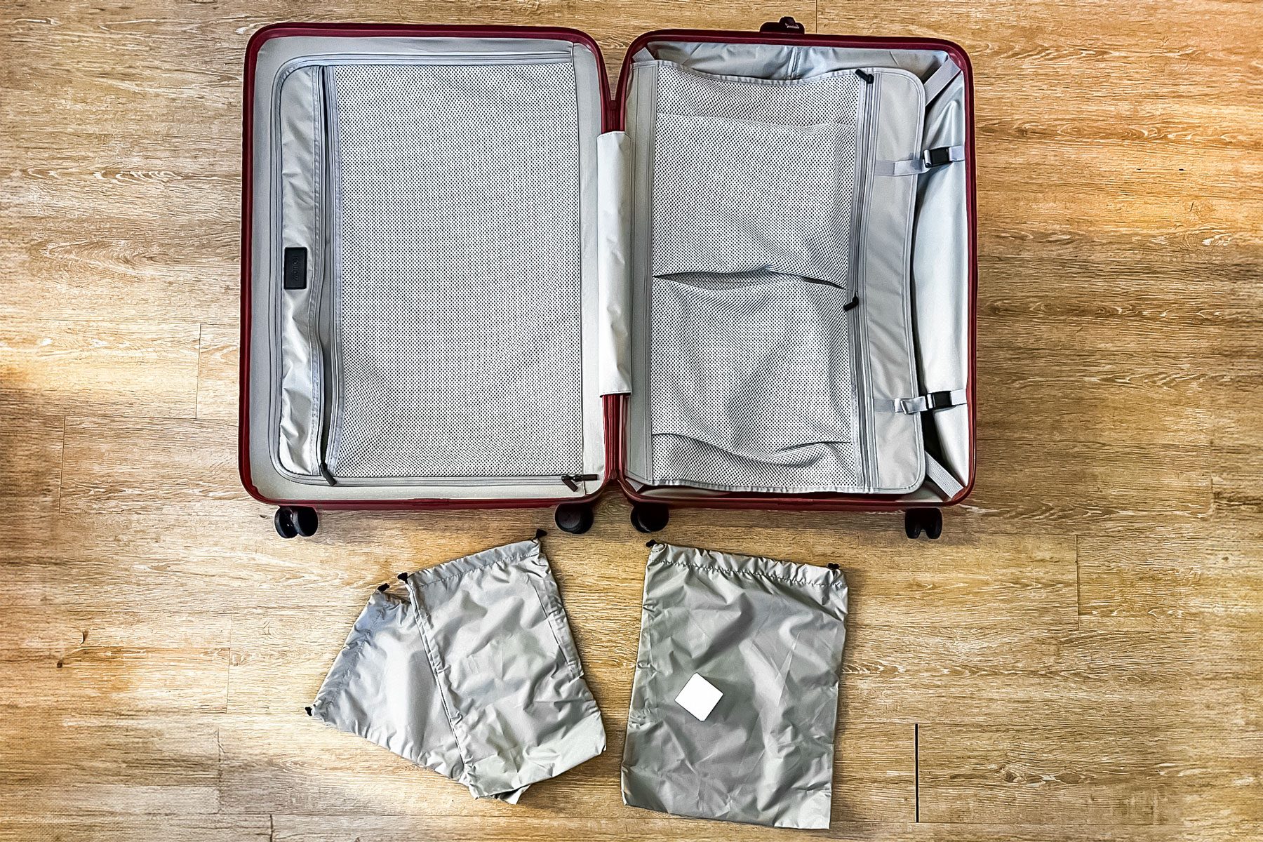 Monos Luggage Bag