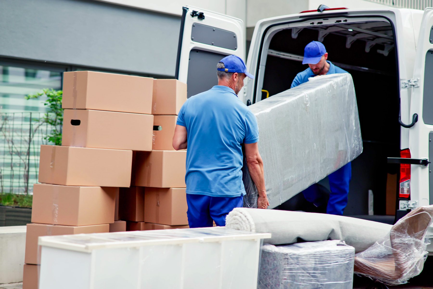 Here's How Much To Tip Movers In Every Situation 
