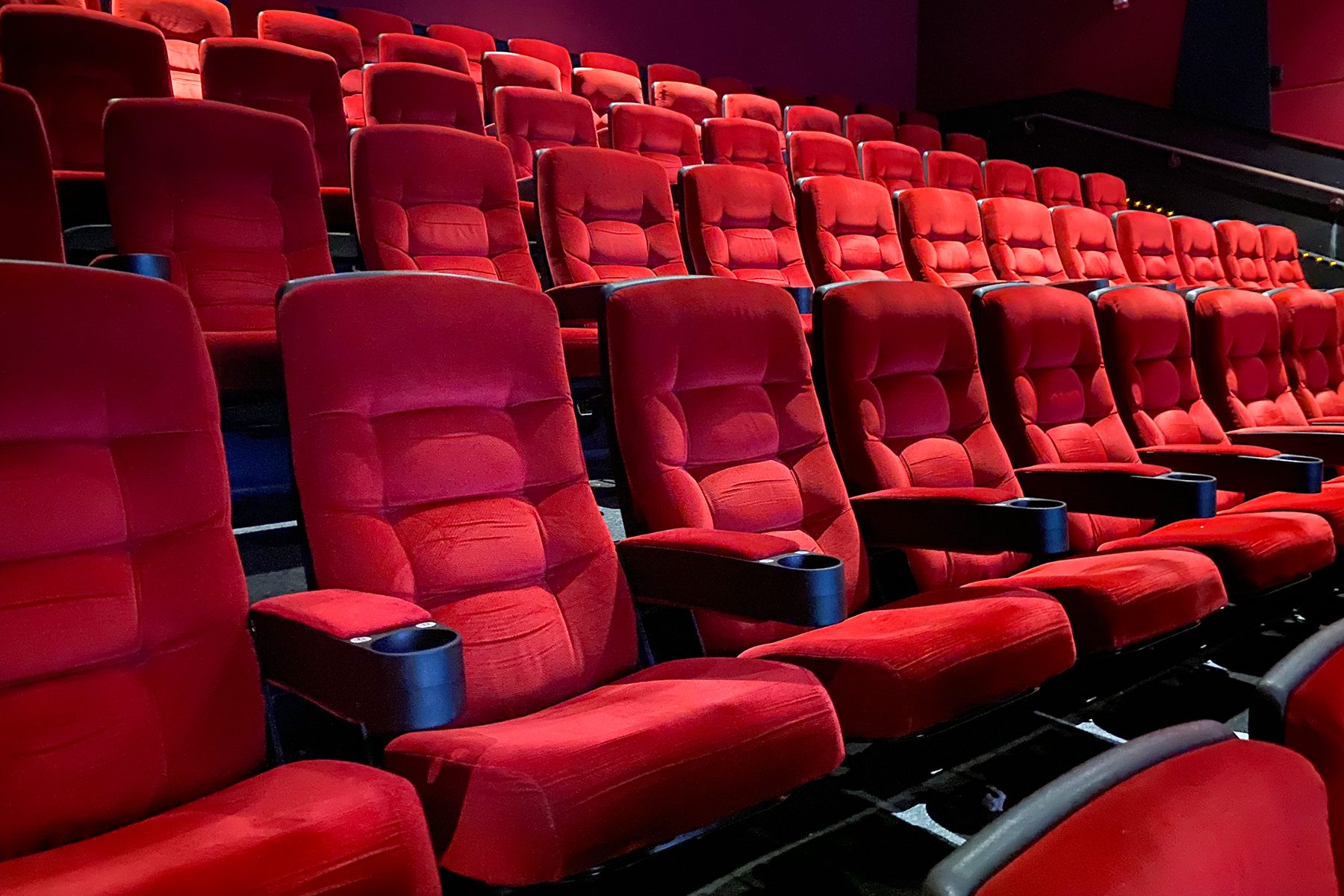 12 Movie Theater Etiquette Rules Everyone Should Follow