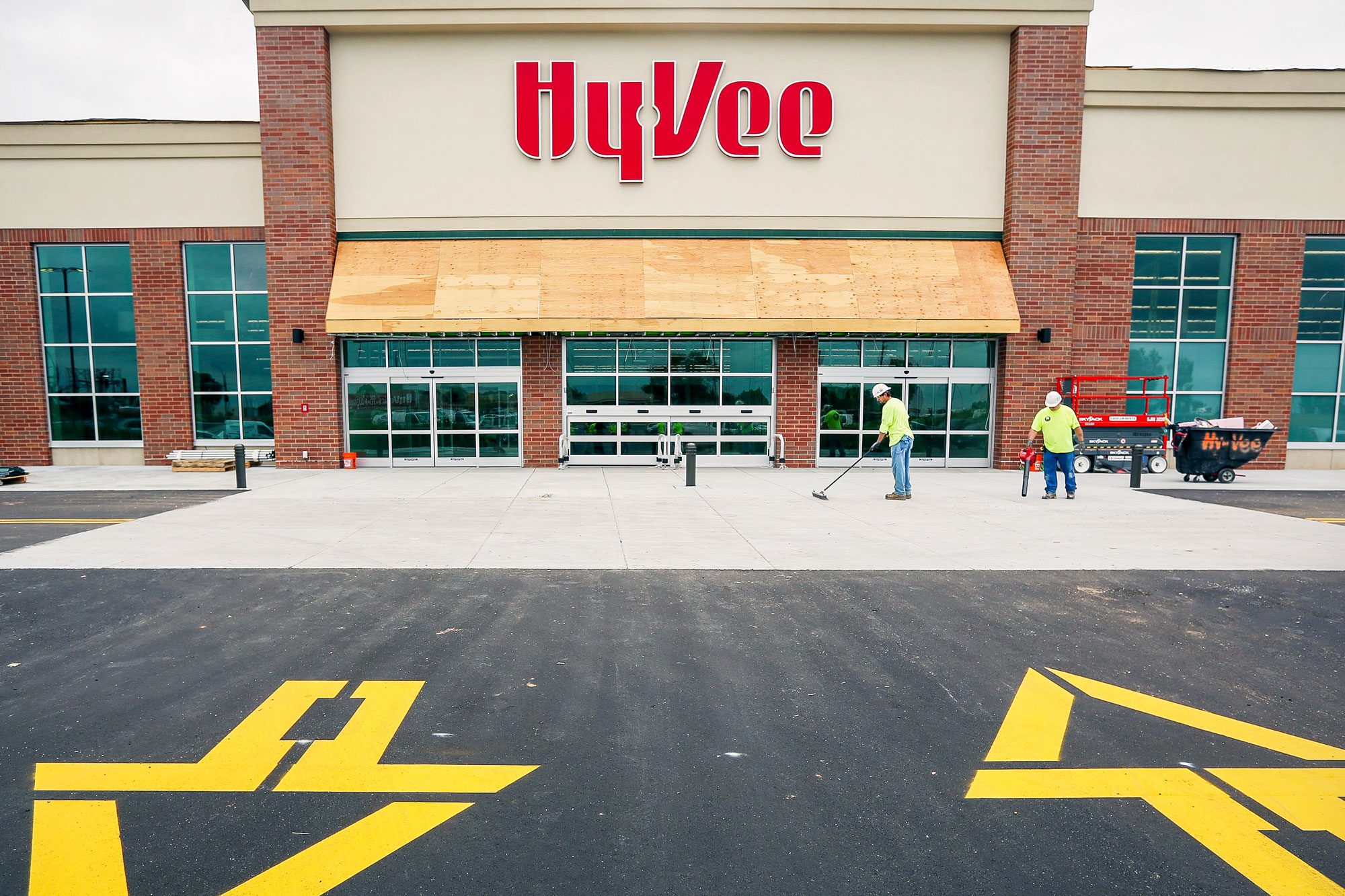Hy Vee Grocery Store