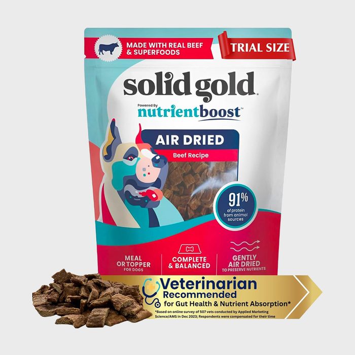 Dog food package displays 