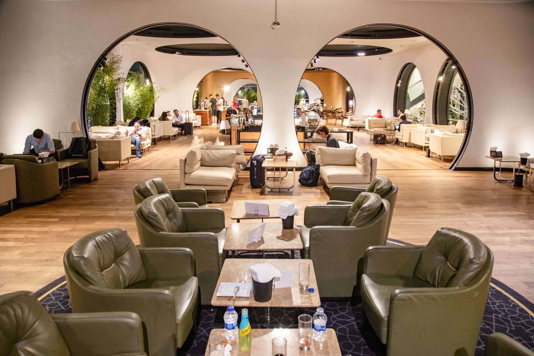 6 Ways to Get Airport-Lounge Access, According to Insiders