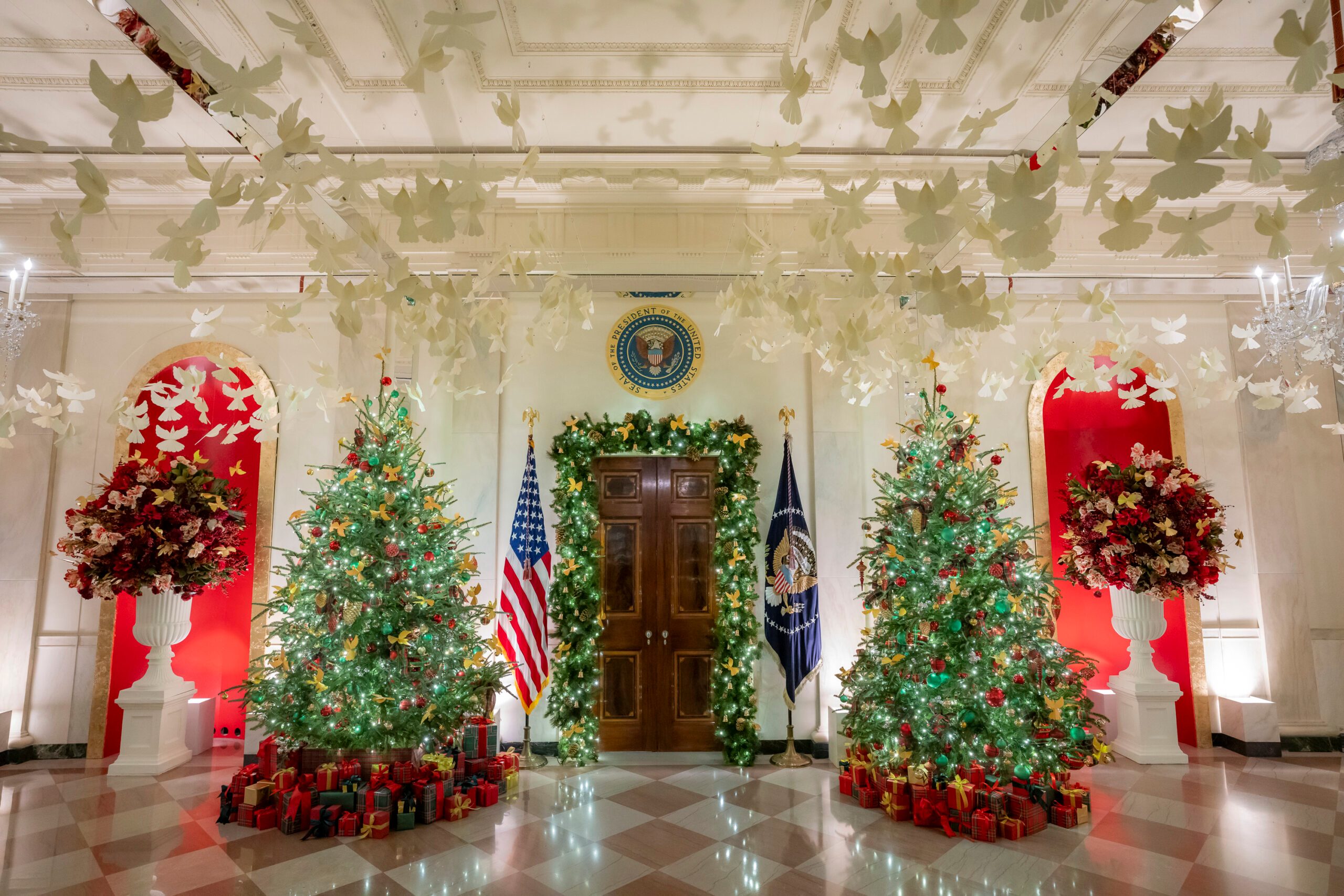 We Got a Sneak Peek at the White House Holiday Decorations—Here Are All the Details