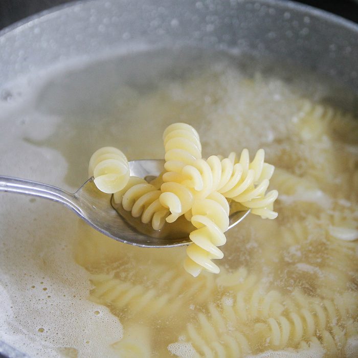 Pasta boiling in unsalted water